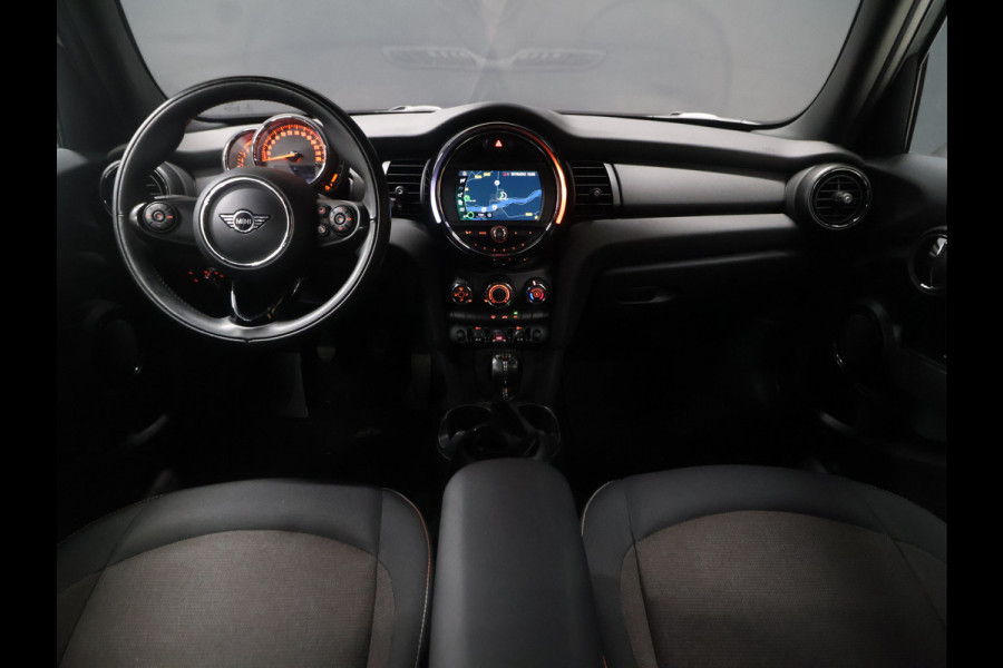 MINI Mini 1.5 One Salt [APPLE CARPLAY, PDC ACHTER, CRUISE CONTROL, AIRCO, NAVIGATIE, NIEUWSTAAT]