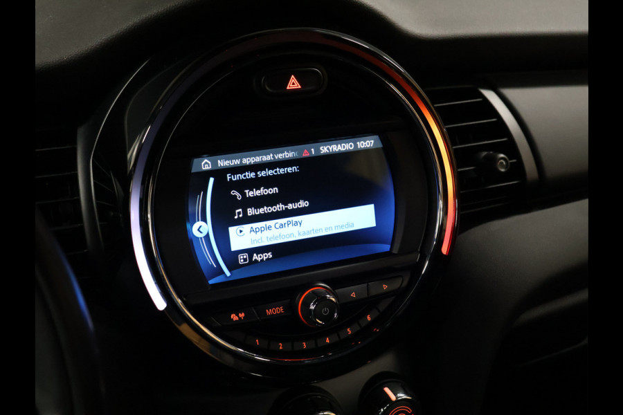 MINI Mini 1.5 One Salt [APPLE CARPLAY, PDC ACHTER, CRUISE CONTROL, AIRCO, NAVIGATIE, NIEUWSTAAT]