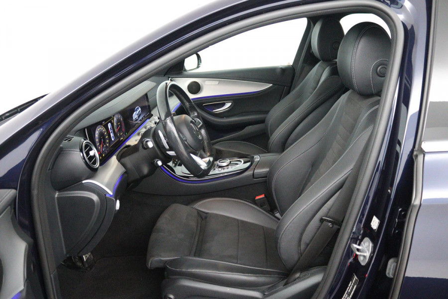 Mercedes-Benz E-Klasse 200 Business Solution AMG (STOELVERWARMING, ACHTERUITRIJCAMERA, SFEERVERLICHTING, PARKEERSENSOREN)