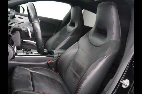 Mercedes-Benz CLA-Klasse 250e AMG Limited | Panoramadak | Carplay | Stoelverwarming | Camera | Sfeerverlichting | Leder/Alcantara | Widescreen | Keyless | Matrix LED | Navigatie | PHEV | Plug In
