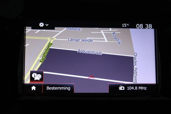 Renault Clio 0.9 TCe Intens (NAVIGATIE, CLIMA, PARKEERSENSOREN, CRUISE CONTROL, BLUETOOTH, AIRCO)