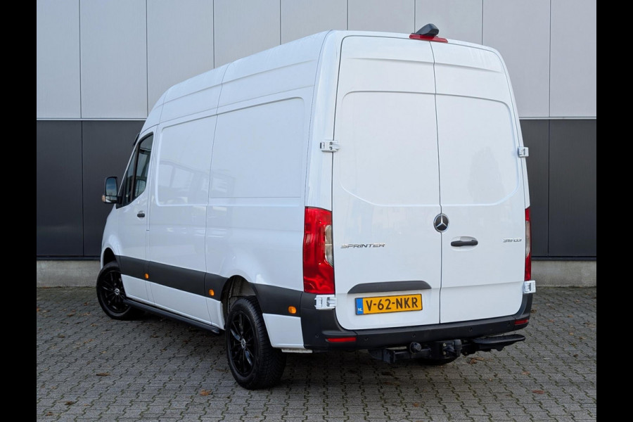 Mercedes-Benz Sprinter 319 190PK AUTOMAAT LED 3500KG TREKHAAK L2H2 CLIMATE CRUISE M-BUX