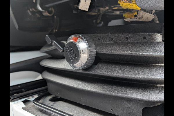 Mercedes-Benz Sprinter 319 190PK AUTOMAAT LED 3500KG TREKHAAK L2H2 CLIMATE CRUISE M-BUX