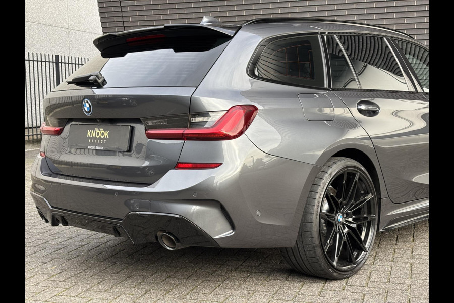 BMW 3 Serie Touring 330e M Sport / Panodak / Alcantara / Laser licht / 20"