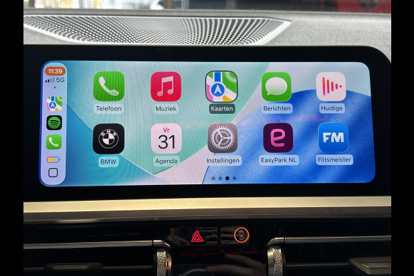 BMW 3 Serie Touring 330e M Sport / Panodak / Alcantara / Laser licht / 20"