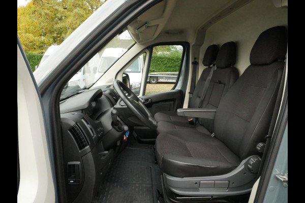 Opel Movano 2.2D 120PK, L2H2, Airco