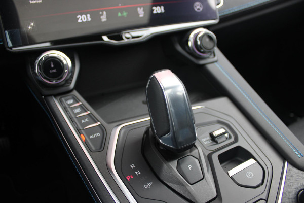 Lynk & Co 01 1.5 261PK PHEV | PANORAMA SCHUIF / KANTELDAK | INFINTY AUDIO | DODEHOEK DETECTIE | NAVIGATIE | DASHBOARD CAMERA | ELEKTRISCHE STOELVERSTELLING MET GEHEUGEN FUNCTIE | DAB+ RADIO | DRAADLOZE APPLE CARPLAY/ANDROID AUTO | DRAADLOZE TELEFOONLADER | ELEKTRISCH BEDIENBARE ACHTERKLEP | STOEL VERWARMING | 360° CAMERA | DODEHOEK DETECTIE | ZWARTE HEMEL BEKLEDING | KEYLESS ENTRY/START | 20" LICHTMETALEN VELGEN |