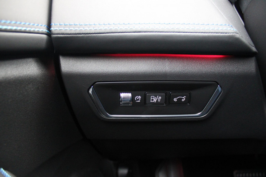 Lynk & Co 01 1.5 261PK PHEV | PANORAMA SCHUIF / KANTELDAK | INFINTY AUDIO | DODEHOEK DETECTIE | NAVIGATIE | DASHBOARD CAMERA | ELEKTRISCHE STOELVERSTELLING MET GEHEUGEN FUNCTIE | DAB+ RADIO | DRAADLOZE APPLE CARPLAY/ANDROID AUTO | DRAADLOZE TELEFOONLADER | ELEKTRISCH BEDIENBARE ACHTERKLEP | STOEL VERWARMING | 360° CAMERA | DODEHOEK DETECTIE | ZWARTE HEMEL BEKLEDING | KEYLESS ENTRY/START | 20" LICHTMETALEN VELGEN |