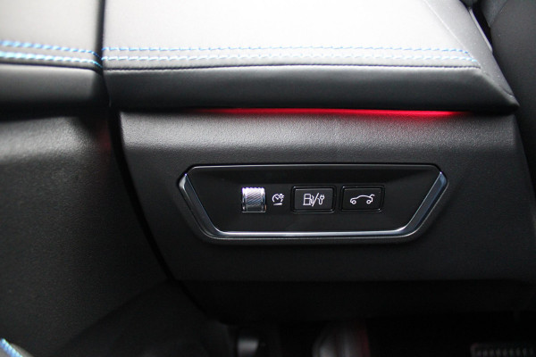 Lynk & Co 01 1.5 261PK PHEV | PANORAMA SCHUIF / KANTELDAK | INFINTY AUDIO | DODEHOEK DETECTIE | NAVIGATIE | DASHBOARD CAMERA | ELEKTRISCHE STOELVERSTELLING MET GEHEUGEN FUNCTIE | DAB+ RADIO | DRAADLOZE APPLE CARPLAY/ANDROID AUTO | DRAADLOZE TELEFOONLADER | ELEKTRISCH BEDIENBARE ACHTERKLEP | STOEL VERWARMING | 360° CAMERA | DODEHOEK DETECTIE | ZWARTE HEMEL BEKLEDING | KEYLESS ENTRY/START | 20" LICHTMETALEN VELGEN |