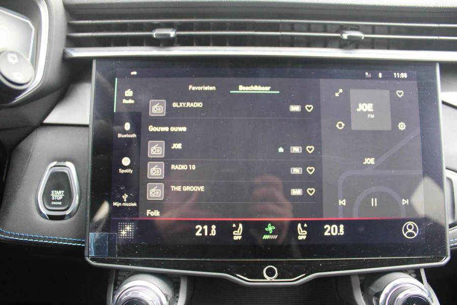 Lynk & Co 01 1.5 261PK PHEV | PANORAMA SCHUIF / KANTELDAK | INFINTY AUDIO | DODEHOEK DETECTIE | NAVIGATIE | DASHBOARD CAMERA | ELEKTRISCHE STOELVERSTELLING MET GEHEUGEN FUNCTIE | DAB+ RADIO | DRAADLOZE APPLE CARPLAY/ANDROID AUTO | DRAADLOZE TELEFOONLADER | ELEKTRISCH BEDIENBARE ACHTERKLEP | STOEL VERWARMING | 360° CAMERA | DODEHOEK DETECTIE | ZWARTE HEMEL BEKLEDING | KEYLESS ENTRY/START | 20" LICHTMETALEN VELGEN |