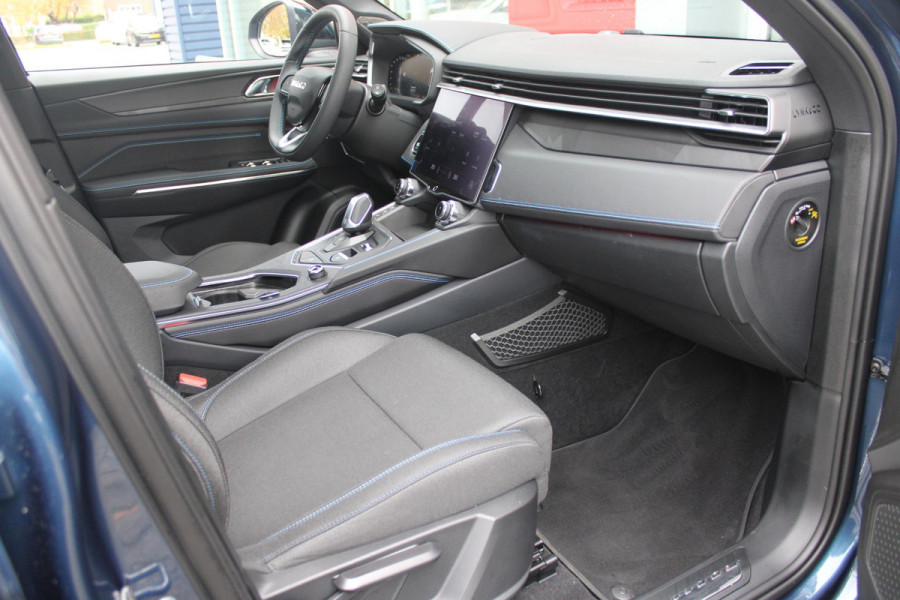 Lynk & Co 01 1.5 261PK PHEV | PANORAMA SCHUIF / KANTELDAK | INFINTY AUDIO | DODEHOEK DETECTIE | NAVIGATIE | DASHBOARD CAMERA | ELEKTRISCHE STOELVERSTELLING MET GEHEUGEN FUNCTIE | DAB+ RADIO | DRAADLOZE APPLE CARPLAY/ANDROID AUTO | DRAADLOZE TELEFOONLADER | ELEKTRISCH BEDIENBARE ACHTERKLEP | STOEL VERWARMING | 360° CAMERA | DODEHOEK DETECTIE | ZWARTE HEMEL BEKLEDING | KEYLESS ENTRY/START | 20" LICHTMETALEN VELGEN |