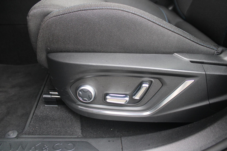 Lynk & Co 01 1.5 261PK PHEV | PANORAMA SCHUIF / KANTELDAK | INFINTY AUDIO | DODEHOEK DETECTIE | NAVIGATIE | DASHBOARD CAMERA | ELEKTRISCHE STOELVERSTELLING MET GEHEUGEN FUNCTIE | DAB+ RADIO | DRAADLOZE APPLE CARPLAY/ANDROID AUTO | DRAADLOZE TELEFOONLADER | ELEKTRISCH BEDIENBARE ACHTERKLEP | STOEL VERWARMING | 360° CAMERA | DODEHOEK DETECTIE | ZWARTE HEMEL BEKLEDING | KEYLESS ENTRY/START | 20" LICHTMETALEN VELGEN |