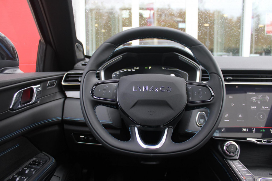Lynk & Co 01 1.5 261PK PHEV | PANORAMA SCHUIF / KANTELDAK | INFINTY AUDIO | DODEHOEK DETECTIE | NAVIGATIE | DASHBOARD CAMERA | ELEKTRISCHE STOELVERSTELLING MET GEHEUGEN FUNCTIE | DAB+ RADIO | DRAADLOZE APPLE CARPLAY/ANDROID AUTO | DRAADLOZE TELEFOONLADER | ELEKTRISCH BEDIENBARE ACHTERKLEP | STOEL VERWARMING | 360° CAMERA | DODEHOEK DETECTIE | ZWARTE HEMEL BEKLEDING | KEYLESS ENTRY/START | 20" LICHTMETALEN VELGEN |