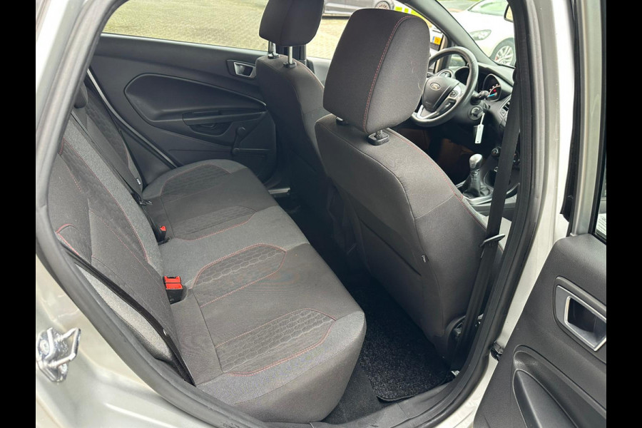 Ford Fiesta 1.0 EcoBoost ST Line Cruise Controle! Nap! 5 Deurs! Apk!