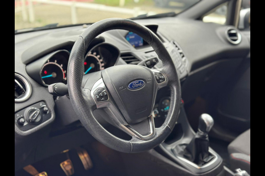 Ford Fiesta 1.0 EcoBoost ST Line Cruise Controle! Nap! 5 Deurs! Apk!