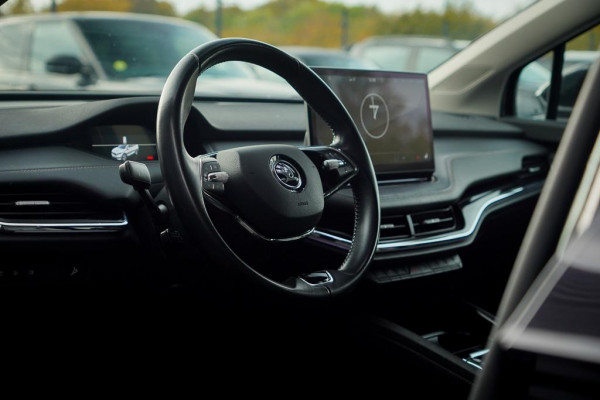 Škoda ENYAQ iV 80 / Comfort Pack / Leder / 21'' / Warmtepomp / Adaptive Cruise / Incl BTW