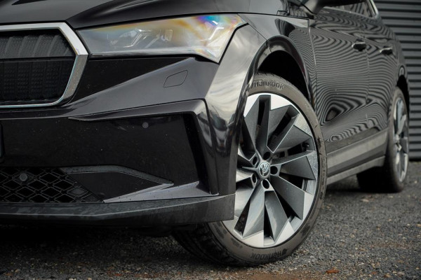 Škoda ENYAQ iV 80 / Comfort Pack / Leder / 21'' / Warmtepomp / Adaptive Cruise / Incl BTW