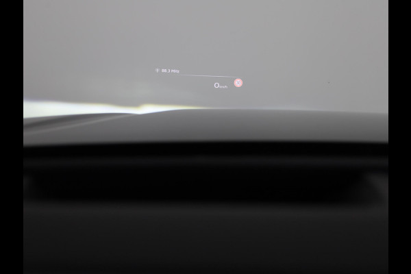 Audi A6 Avant S edition Competition e-hybrid 270 kW / 367 PK | Luchtvering | MMI experience pro | Tech plus | Panoramadak |