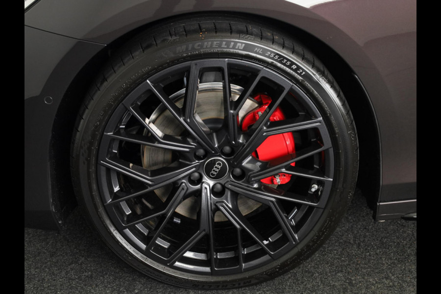 Audi A6 Avant S edition Competition e-hybrid 270 kW / 367 PK | Luchtvering | MMI experience pro | Tech plus | Panoramadak |