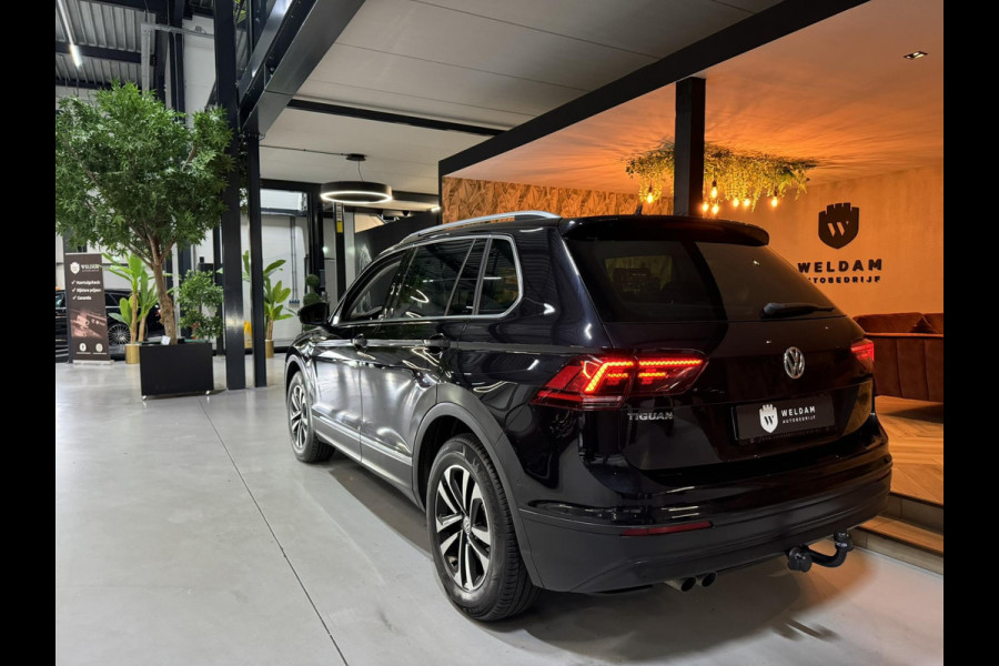 Volkswagen Tiguan 1.5 TSI ACT IQ-Drive Garantie Trekhaak Xenon Carplay ACC Clima Navi Led Dab Front Ass Rijklaar