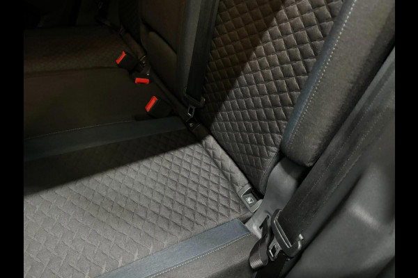 Volkswagen Tiguan 1.5 TSI ACT IQ-Drive Garantie Trekhaak Xenon Carplay ACC Clima Navi Led Dab Front Ass Rijklaar