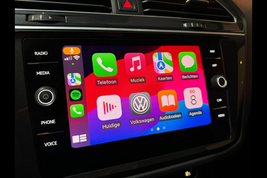 Volkswagen Tiguan 1.5 TSI ACT IQ-Drive Garantie Trekhaak Xenon Carplay ACC Clima Navi Led Dab Front Ass Rijklaar