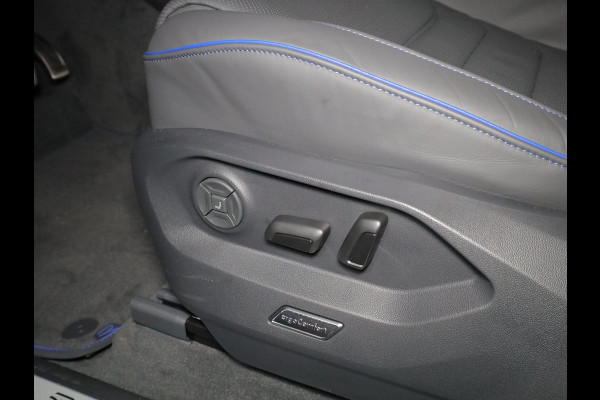 Volkswagen Touareg 3.0 TSi eHybrid 4MOTION R Edition 462PK PHEV| DYNAUDIO | Lederpakket "Puglia" |Luchtvering 22 Inch LM | Trekhaak incl Assistent |