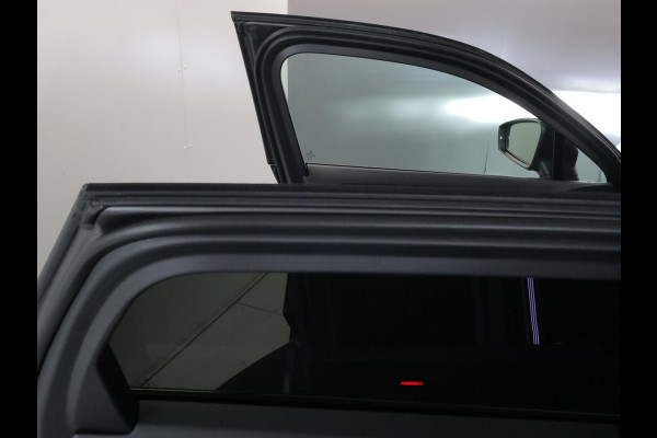 Volkswagen Touareg 3.0 TSi eHybrid 4MOTION R Edition 462PK PHEV| DYNAUDIO | Lederpakket "Puglia" |Luchtvering 22 Inch LM | Trekhaak incl Assistent |