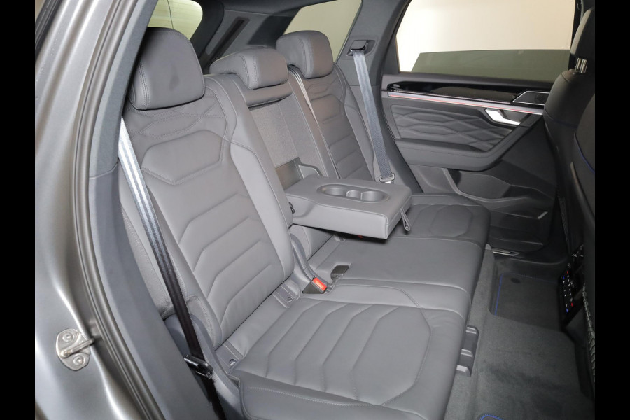 Volkswagen Touareg 3.0 TSi eHybrid 4MOTION R Edition 462PK PHEV| DYNAUDIO | Lederpakket "Puglia" |Luchtvering 22 Inch LM | Trekhaak incl Assistent |