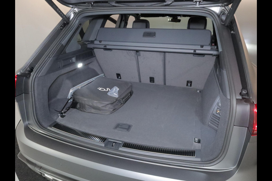 Volkswagen Touareg 3.0 TSi eHybrid 4MOTION R Edition 462PK PHEV| DYNAUDIO | Lederpakket "Puglia" |Luchtvering 22 Inch LM | Trekhaak incl Assistent |