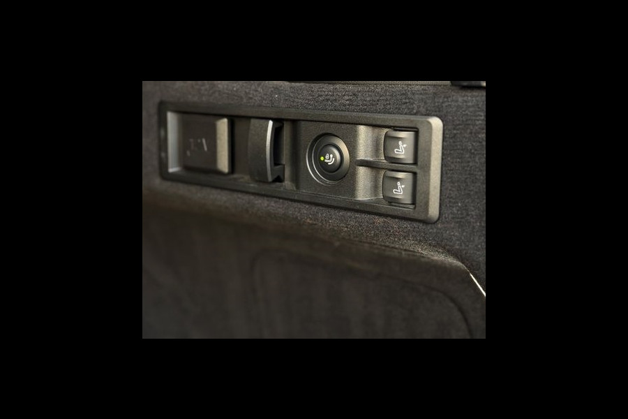 BMW 3 Serie Touring 320d xDrive M-SPORT ** LED, NAVI+, HALF-LEDER, PANO, H&K, HuD, TREKH, 19-inch LMV ** 1e EIG - UNFALLFREI ** ** INFORMEER OOK NAAR ONZE AANTREKKELIJKE FINANCIAL-LEASE TARIEVEN **