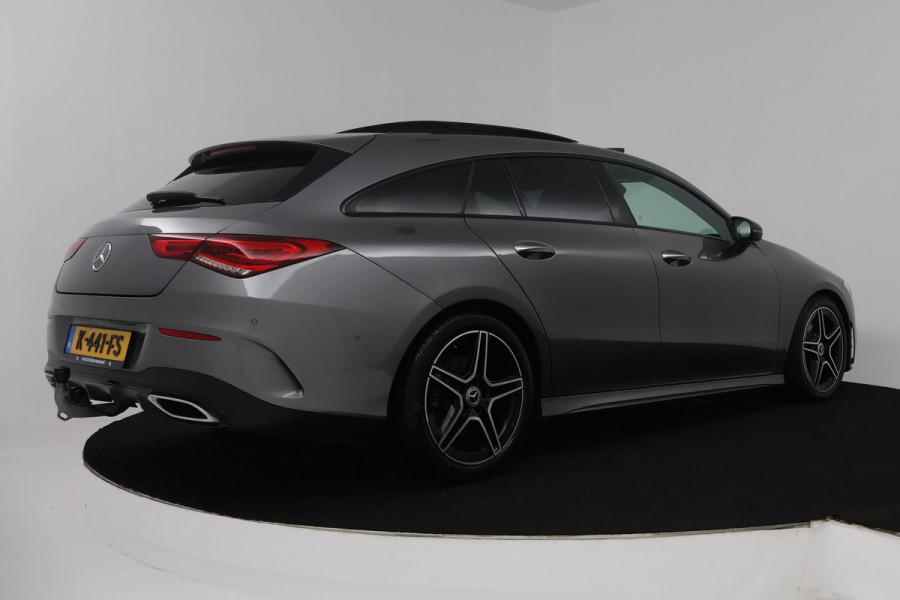 Mercedes-Benz CLA-Klasse Shooting Brake 180 AMG Night Upgrade (PANORAMADAK, SFEERVERLICHTING, STOELVERWARMING, 1e EIGENAAR)
