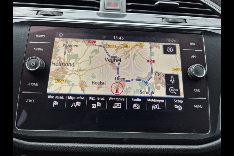 Volkswagen Tiguan 1.5 TSI ACT Comfortline Business,automaat,Elec.trekhaak,Navigatie,stoelverwarming,parkeersensoren,