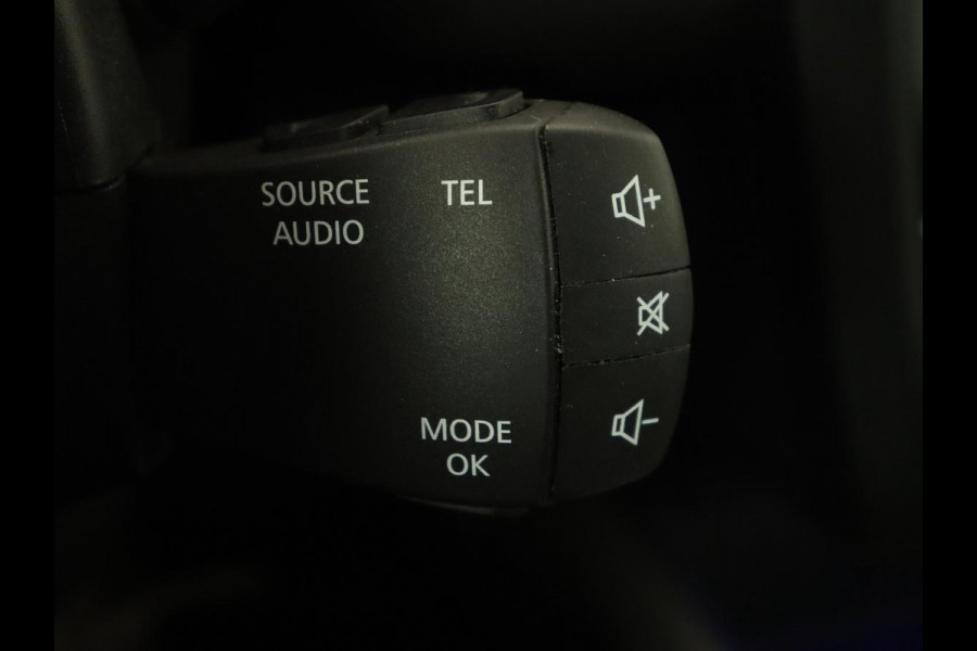 Renault Captur 1.6 E-Tech full hybrid 145 evolution | Camera | Carplay | keyless | Full LED | Cruise control | Navigatie | LMV 18 inch | PHEV | Plug in