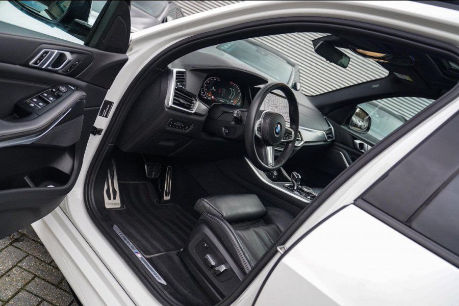BMW X5 XDrive40i High Executive | HuD | Panorama | Luxe Leder | Camera | BMW LED | Sfeerverlichting | Stoelverwarming | Smart Key