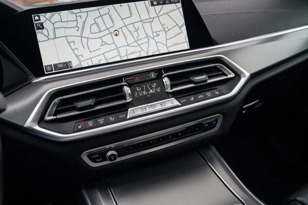 BMW X5 XDrive40i High Executive | HuD | Panorama | Luxe Leder | Camera | BMW LED | Sfeerverlichting | Stoelverwarming | Smart Key