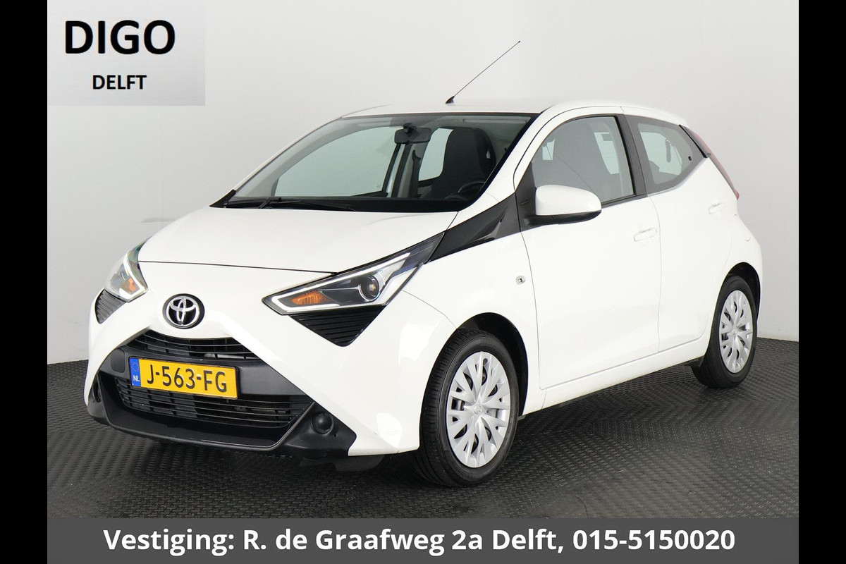 Toyota Aygo 1.0 VVT-i X-Play | Airco | Camera | Bluetooth |