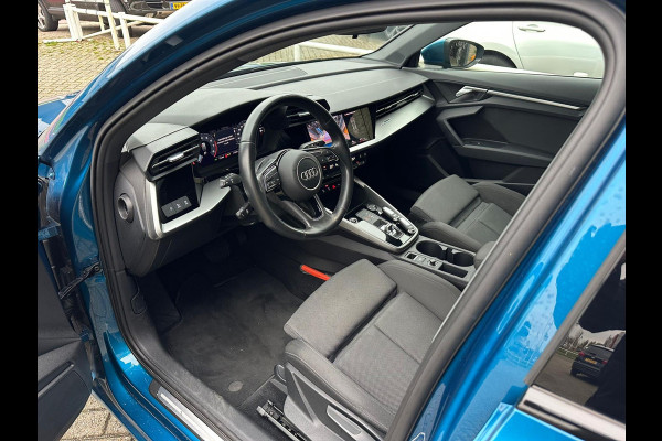 Audi A3 Sportback 30 TFSI Business edition NAP! Automaat Weinig KM!