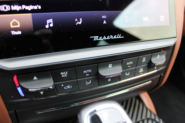 Maserati Quattroporte 3.0 S Q4 GranLusso | Leder | Adaptieve cruise | Bowers & Wilkins | Softclose Actieweken 1 t/m 15 november!