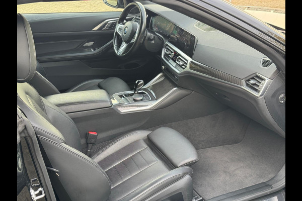 BMW 4 Serie Cabrio 430i High Executive Cabriolet M Sport | Volledige uitvoering . Een proefrit levert het bewijs. Neem contact op en we maken een afspraak!