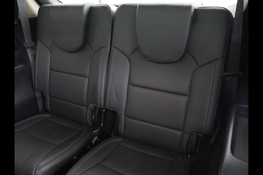 Kia Carens 1.6 GDi ExecutiveLine 7-Persoons | 1e eigenaar | Panoramadak | Leder | Stoel & stuurverwarming | Carplay | Camera | Navigatie | Elektrische stoelen | Cruise control | Climate control