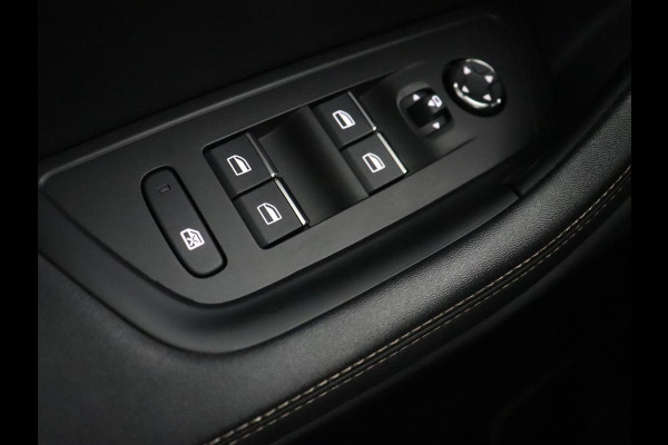 Peugeot 508 1.6 HYbrid GT | Stoelverwarming | Adaptive cruise | Camera | Carplay | Half leder | Keyless | Navigatie | Full LED | Sfeerverlichting | Digital Cockpit | PHEV | Plug In