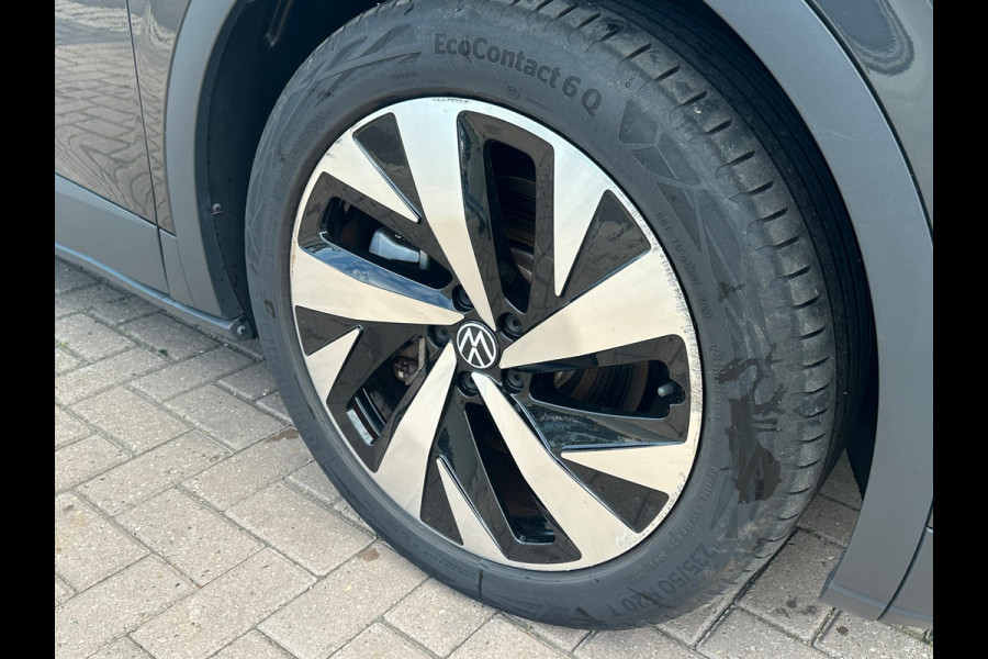 Volkswagen ID.4 First 77 kWh Adaptive / Camera