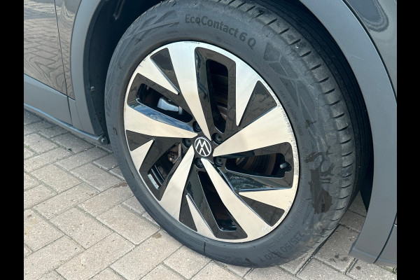 Volkswagen ID.4 First 77 kWh Adaptive / Camera