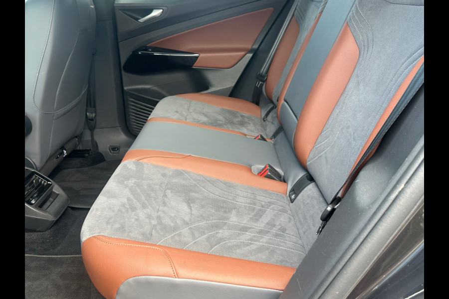 Volkswagen ID.4 First 77 kWh Adaptive / Camera