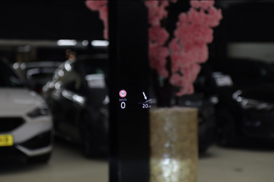 Volkswagen Golf 2.0 TSI GTI CLUBSPORT PANO/HUD/H&K/IQ/NAVI/CAM