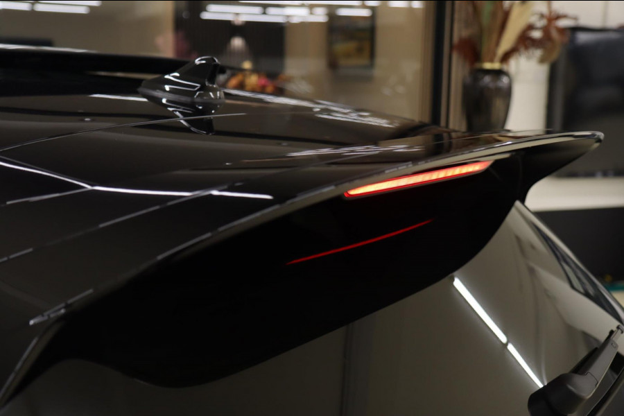 Volkswagen Golf 2.0 TSI GTI CLUBSPORT PANO/HUD/H&K/IQ/NAVI/CAM