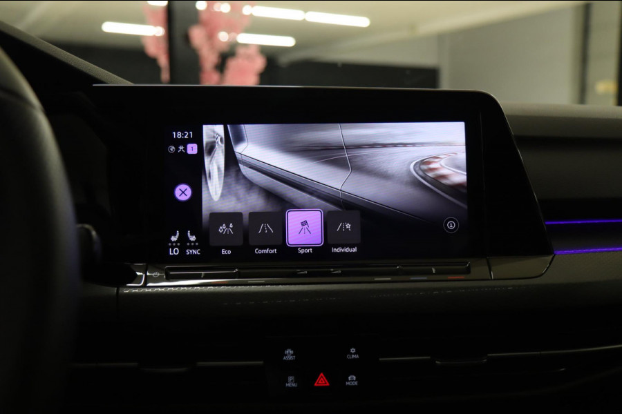 Volkswagen Golf 2.0 TSI GTI CLUBSPORT PANO/HUD/H&K/IQ/NAVI/CAM