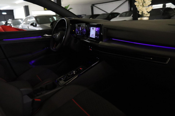 Volkswagen Golf 2.0 TSI GTI CLUBSPORT PANO/HUD/H&K/IQ/NAVI/CAM