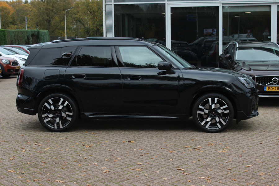 MINI Countryman 2.0 S ALL4 John Cooper Works XL / Trekhaak / Panoramadak / 360Camera / Head-up / Harman Kardon / 20'' / Leder / Memory seats / Sfeerverlichting / LED / CarPlay / Stuur+Stoelverwarming / Dodehoek / DAB / ACC